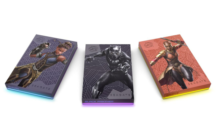 Direct Release: Hadiah Akhir Tahun Bagi Para Gamer dan Penggemar Teknologi! Tingkatkan Pengalaman Gaming dengan Seagate, untuk PC Hingga Konsol dan Drive Internal Hingga Eksternal 7 Foto 7 Black Panther Special Edition FireCuda External Hard Drives