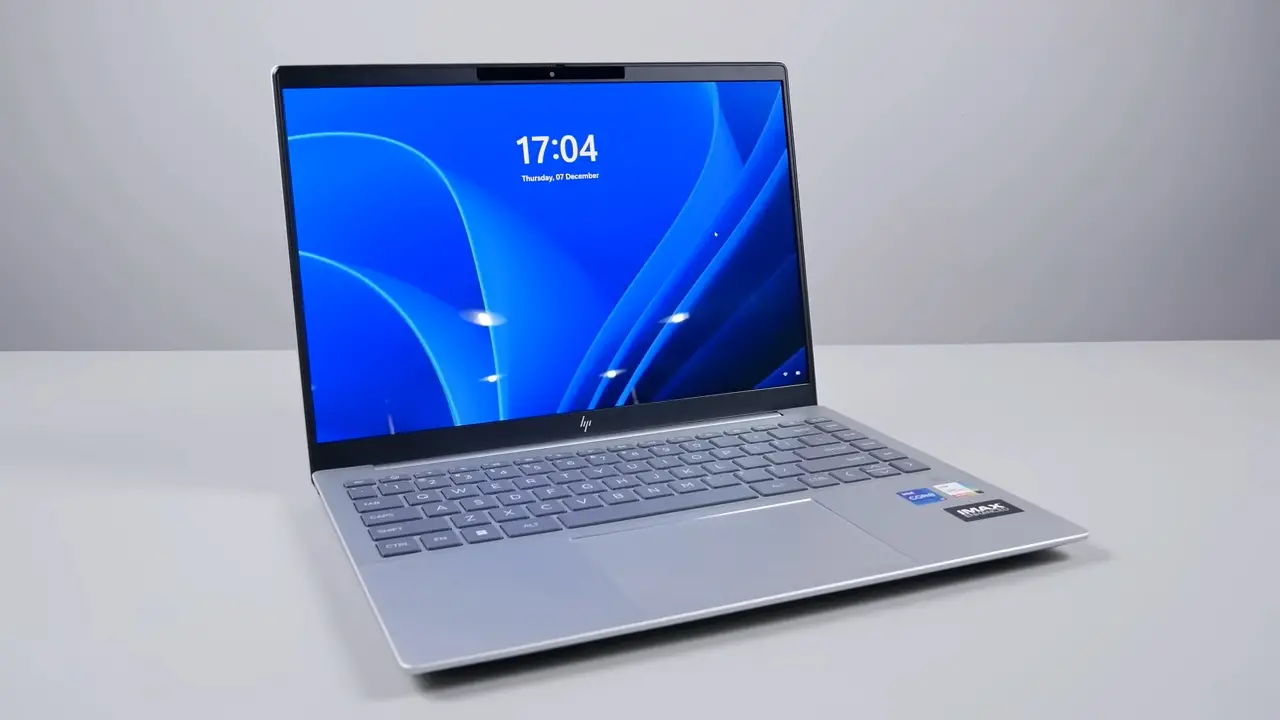 Review HP Pavilion Plus 14 2023: Laptop OLED 2.8K, Kencang dan Irit 23 HP Pavilion Plus 14 2023