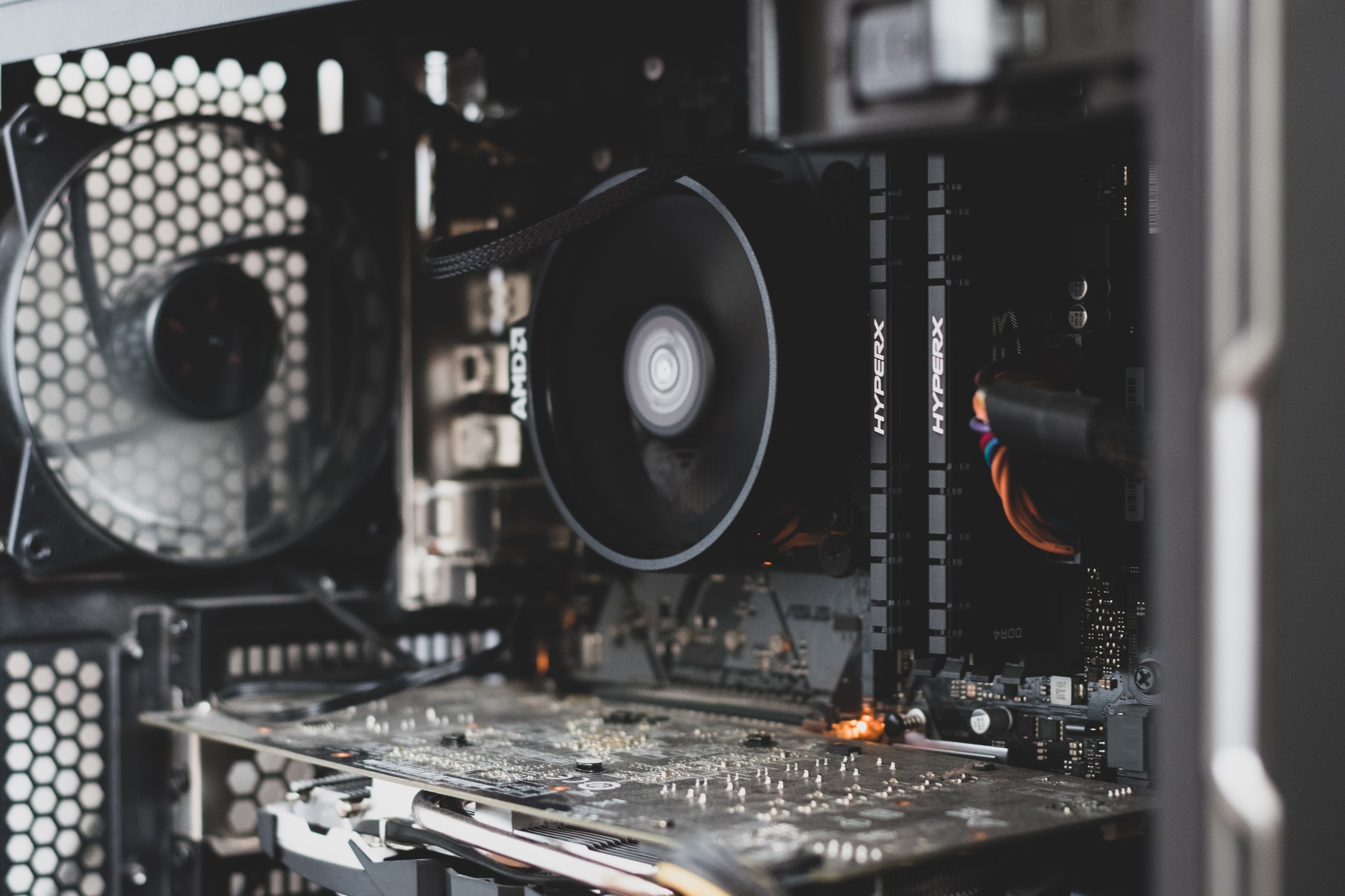 IDC: Pengiriman PC Global akan Membaik di 2024 47 desktop PC