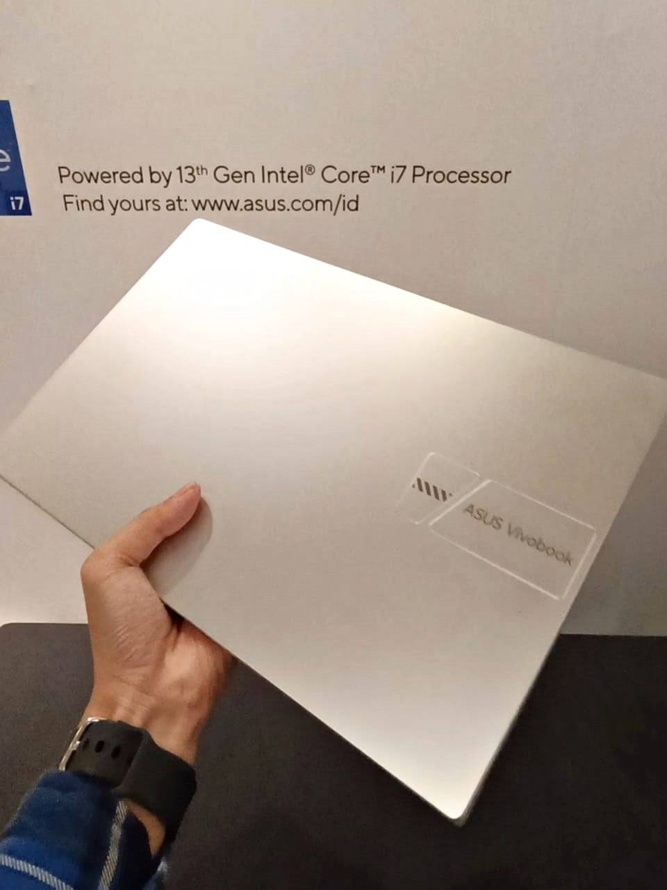 ASUS Vivobook 14 (A1404) Terbaru di Indonesia, Diperkuat Hingga Intel Core i7-1355U 21 ASUS Vivobook 14 A1404 1