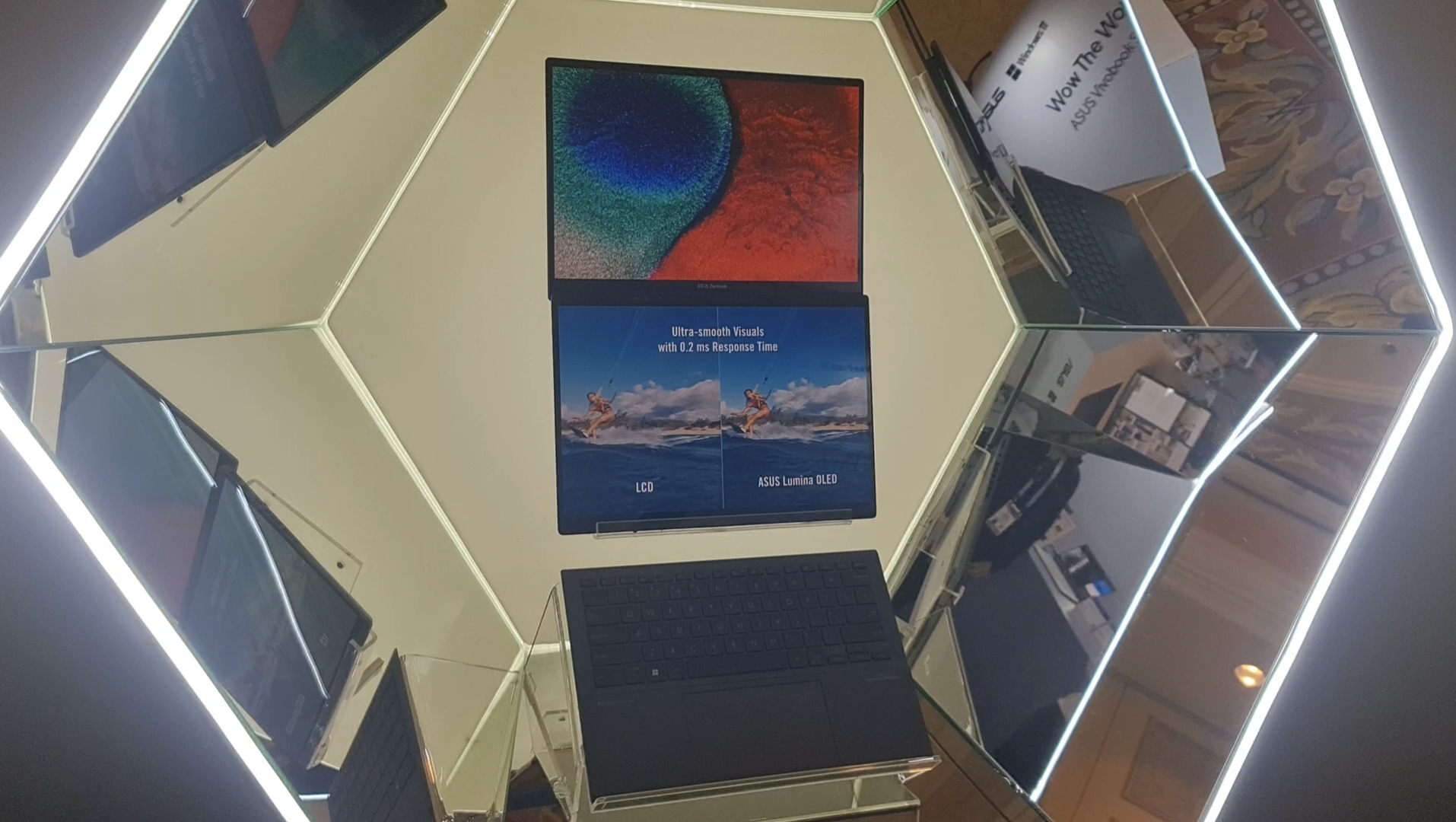 ASUS Resmi Kenalkan Zenbook DUO Generasi Terbaru di CES 2024 1 ASUS Zenbook Duo CES 2024