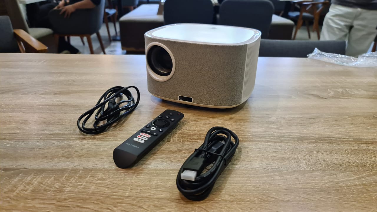 Polytron Cinemax Projector, Proyektor Rumahan Full HD 120 Inci, Harga Rp 3 Jutaan 4 IMG 20240124 WA0004