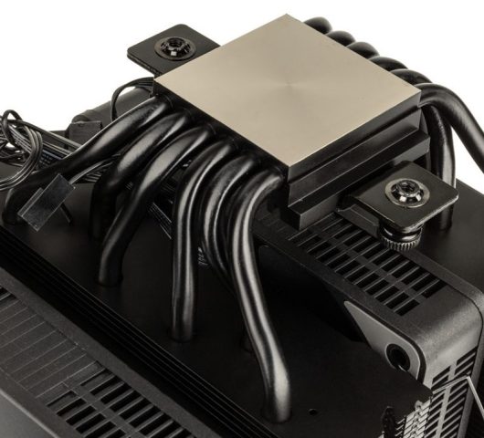 Pendingin Ini Punya Layar 6 Inci dan Port HDMI, Buat Apa? 2 4. Lamptron ST060