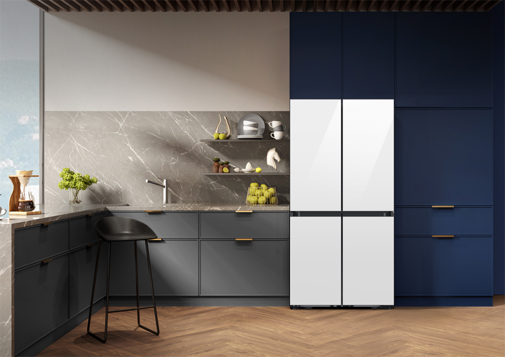 Tips Simpan Bahan Makanan Sahur dan Berbuka Puasa, Tetap Segar, dan Cepat Saji 28 Kulkas-All-White-Multi-Door-BESPOKE-1000x707
