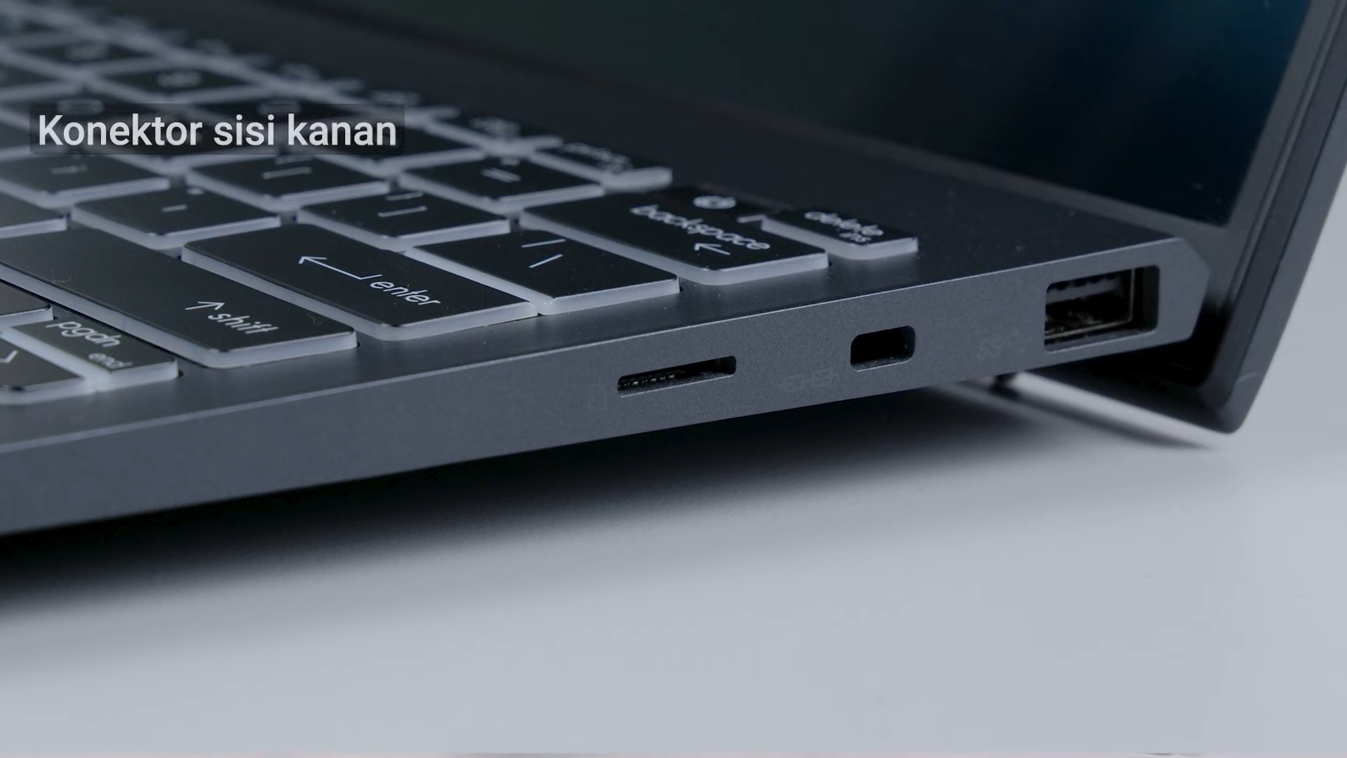 Review MSI Prestige 13 AI EVO A1M: Laptop AI PC Super Tipis, Ringan, Kencang & Irit! 11 MSI Prestige 13 AI EVO A1M 22