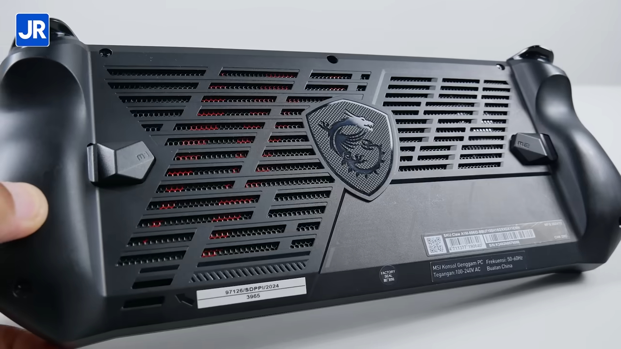 Review MSI Claw A1M 11