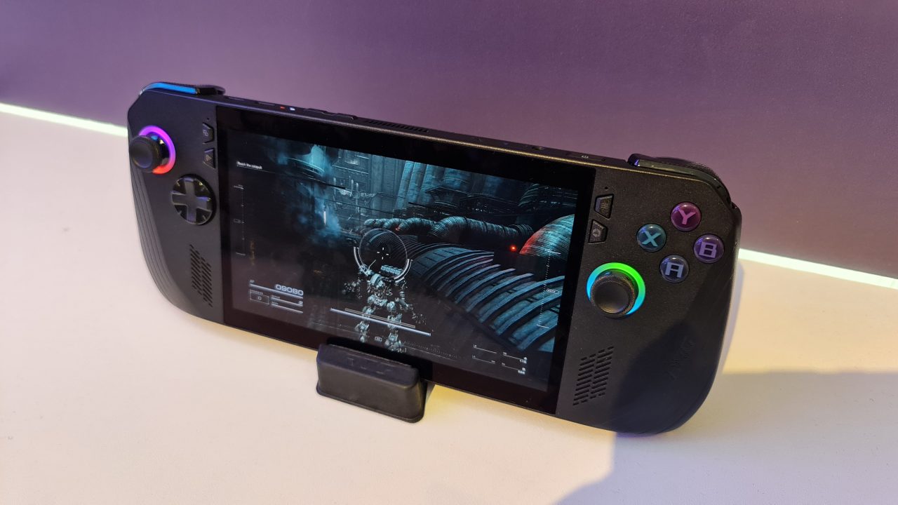 ROG Ally X Resmi Diumumkan, Meningkat Signifikan! 2 ROG Ally X