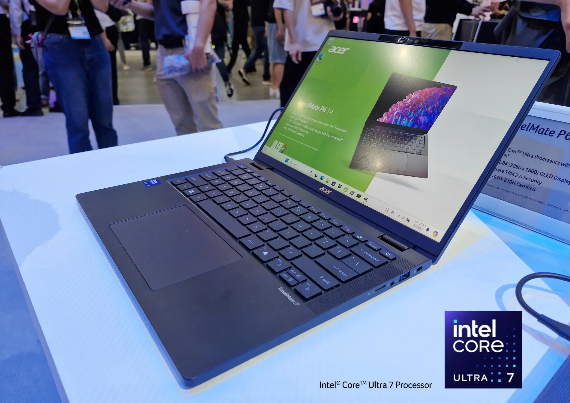 Acer TravelMate P614