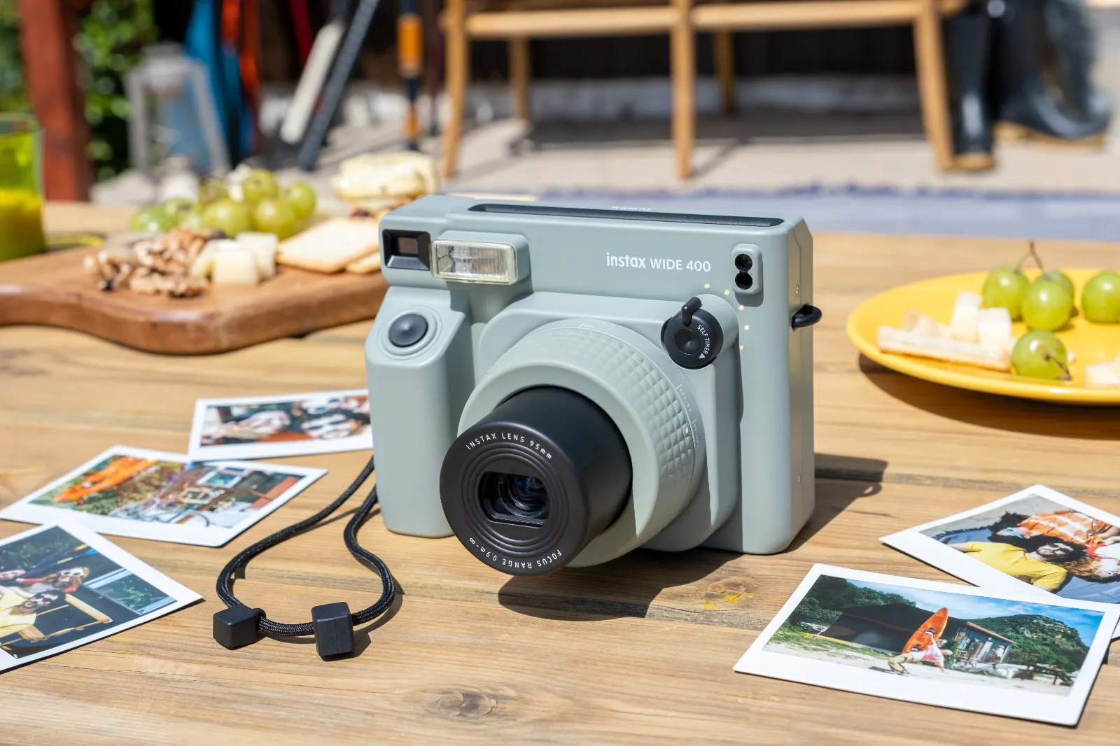 FUJIFILM Luncurkan Kamera instax WIDE 400 Terbaru di Indonesia 28 FUJIFILM instax WIDE 400 2