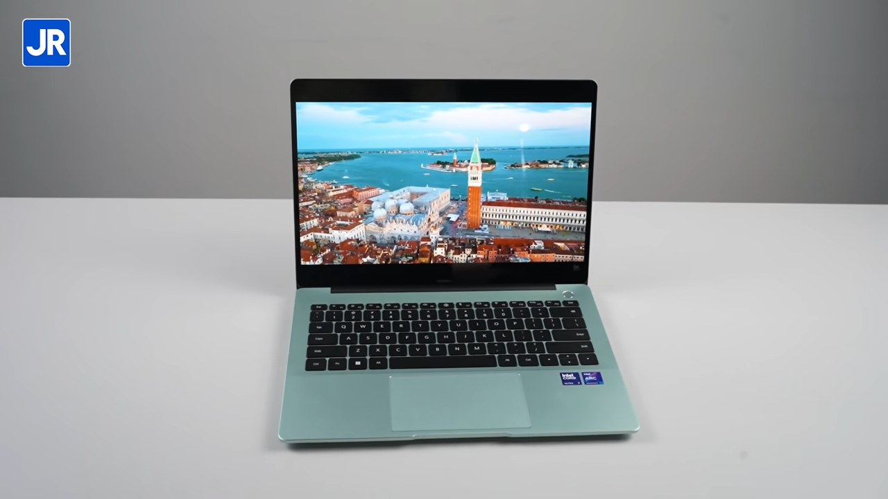 Review HUAWEI MateBook 14 2024: Laptop Rasa Flagship yang PALING IRIT, Kencang, dan Ringan 4 HUAWEI MateBook 14 2024