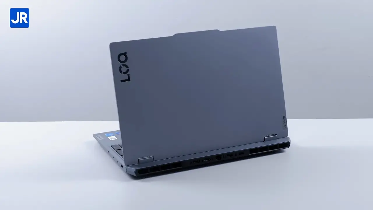 Review Lenovo LOQ 15 IAX9I: Laptop Gaming Full-Intel Kencang dan Murah 3 Lenovo LOQ 15IAX9I 9