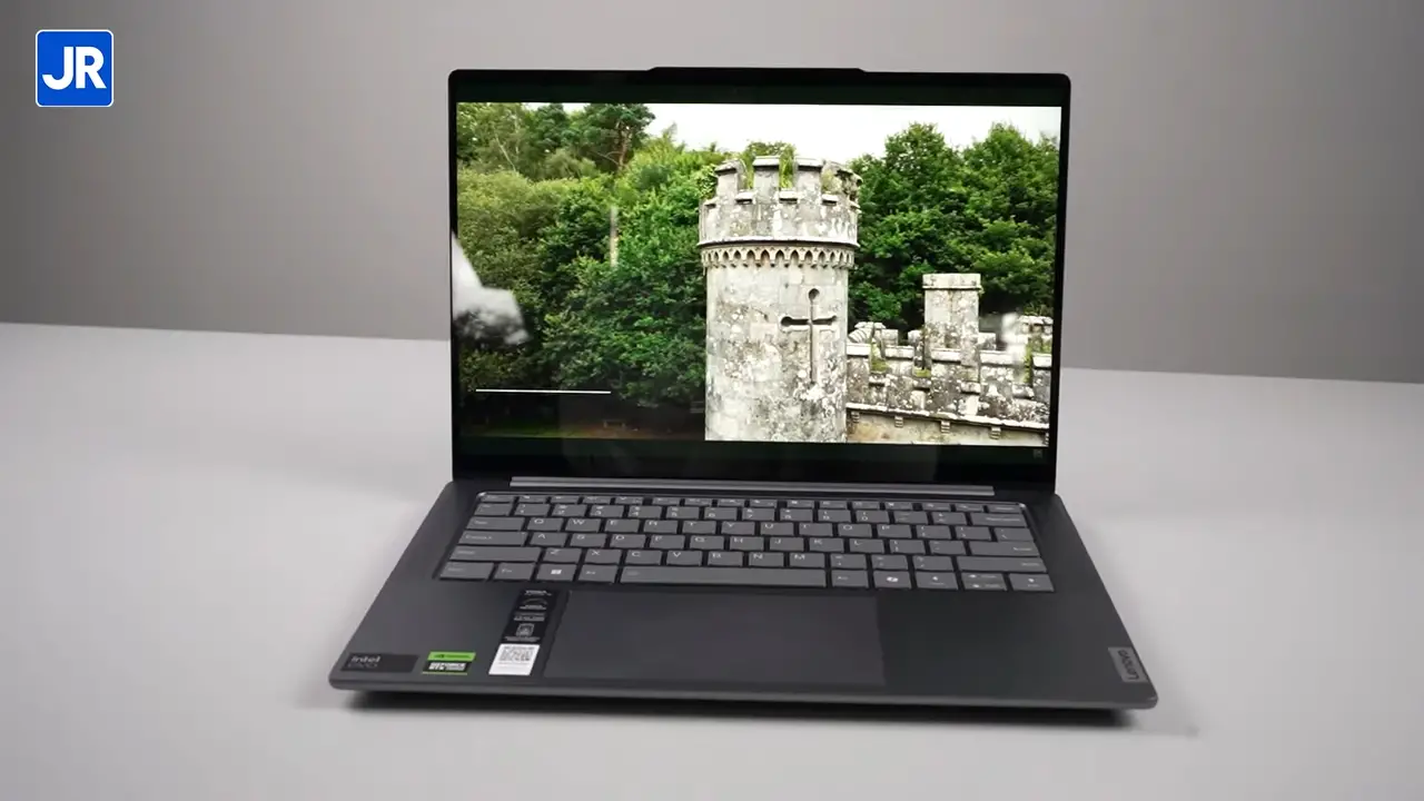 Lenovo YOGA Pro 7i 2025 1