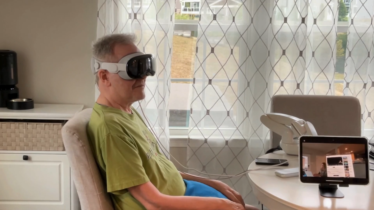Pasien Lumpuh Bisa Kendalikan Apple Vision Pro dengan Pikiran 1 Apple Vision Pro Implan chip pasien lumpuh