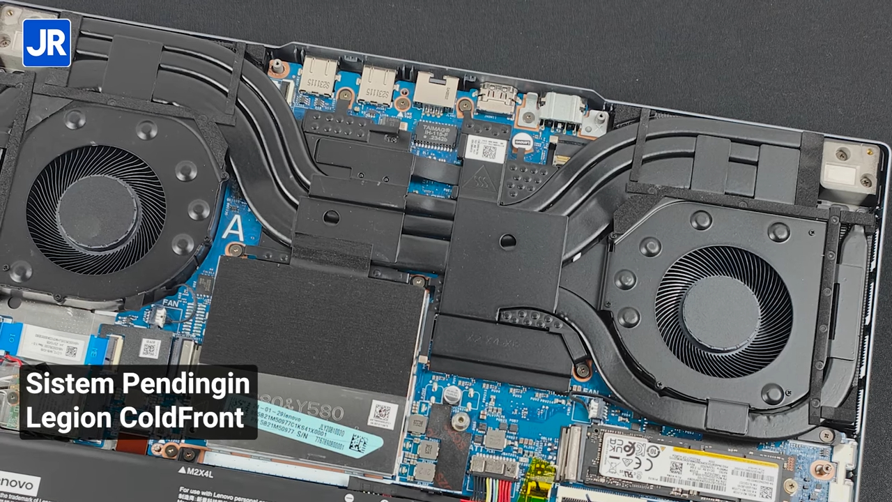 Lenovo Legion Slim 5 AMD 2024 30