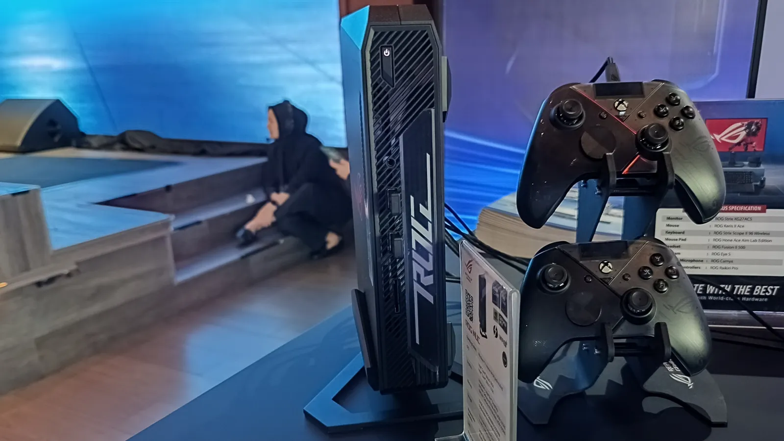 ASUS ROG NUC Meluncur di Indonesia, Mini PC Buat Gamer! 2 ROG NUC 2