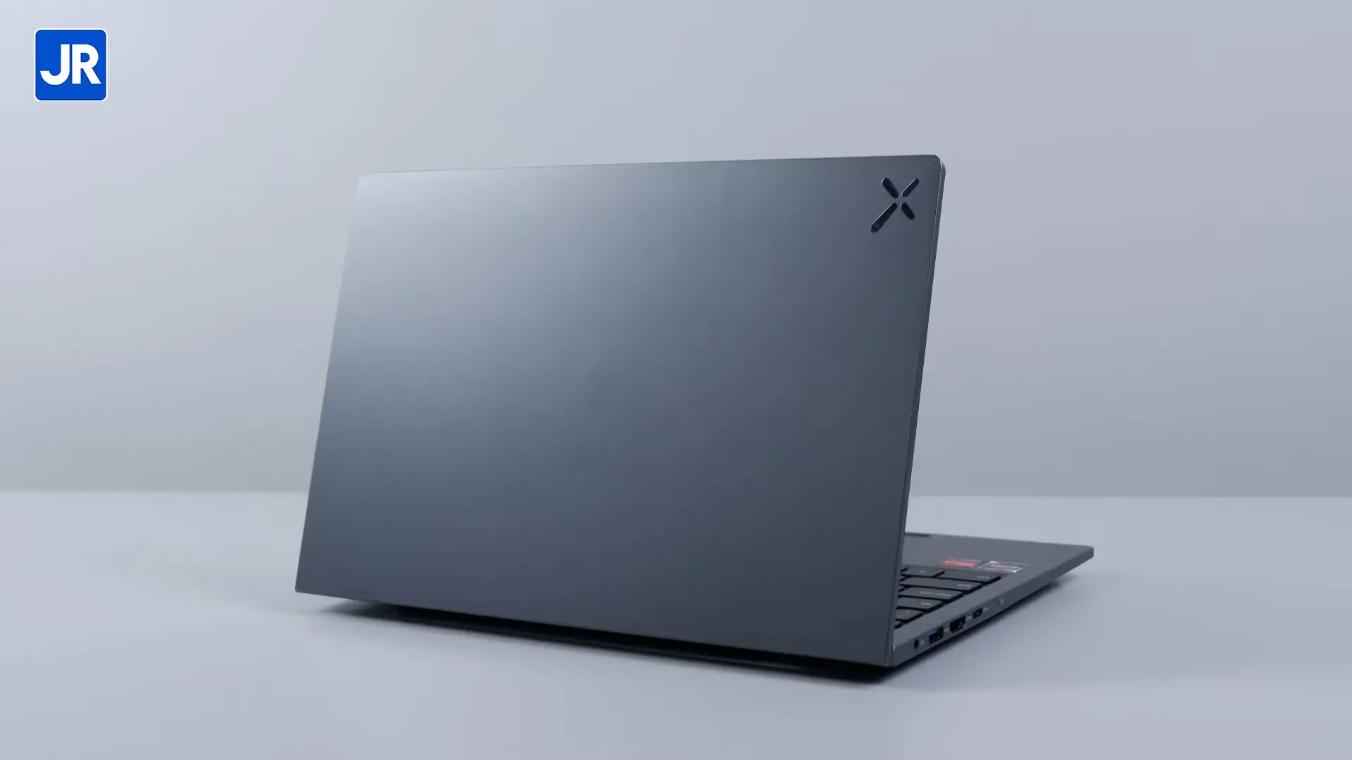 Review Axioo Hype 5 AMD X3: Laptop JKT48 Harga 4 Jutaan Dapet ADP! 1 Axioo Hype 5 AMD X3 2