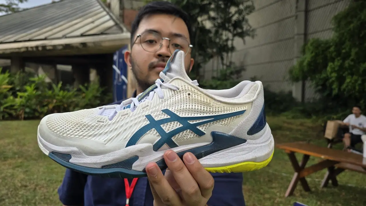 On-Feet Sepatu Tenis ASICS Ft. Anggada Samira (Podcast Sepatu Jagat Review) 1 On feet Sepatu Tenis ASICS