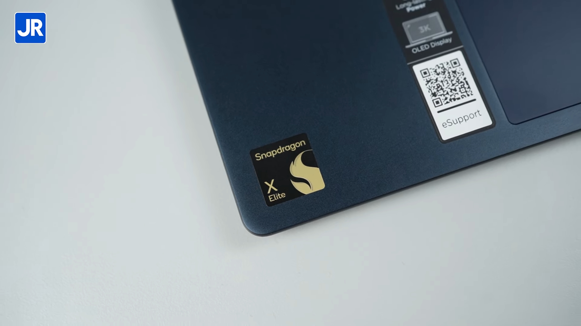 Review Lenovo YOGA Slim 7x: Laptop Windows Pakai Snapdragon X Elite 1 Lenovo YOGA Slim 7x