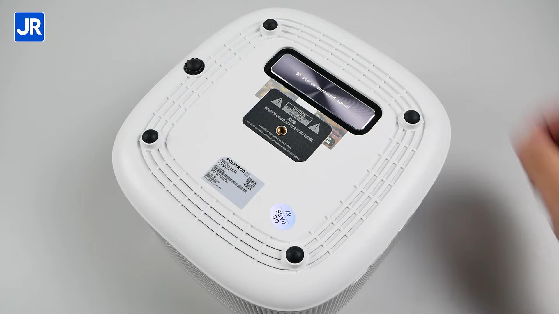 Polytron Smart CinemaX Projector 9