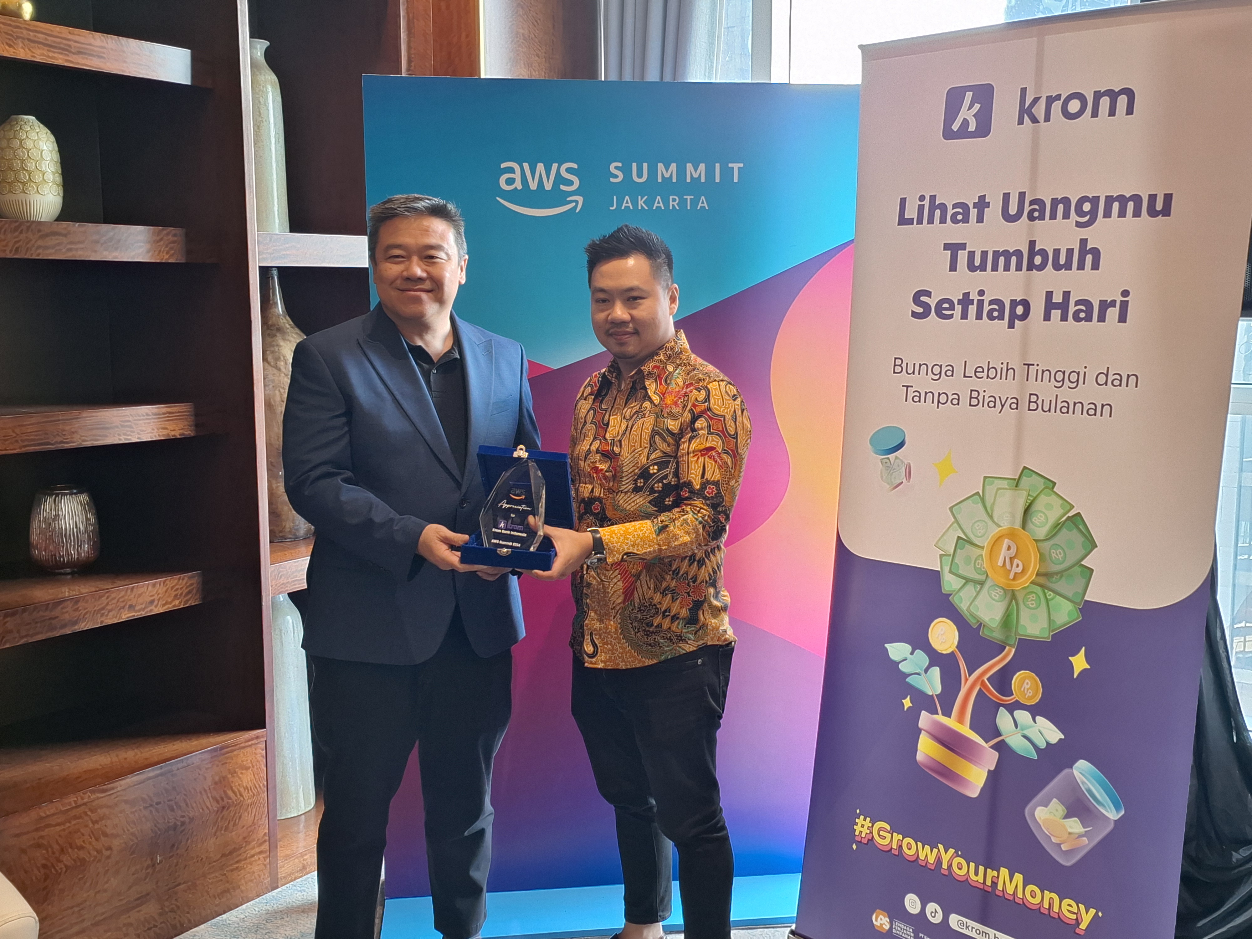 AWS Perkenalkan Krom Bank, Layanan Perbankan Pertama di Indonesia yang Dibangun Menggunakan Platform Mereka 15 Krom Bank, Bank yang dibangun di atas layanan AWS