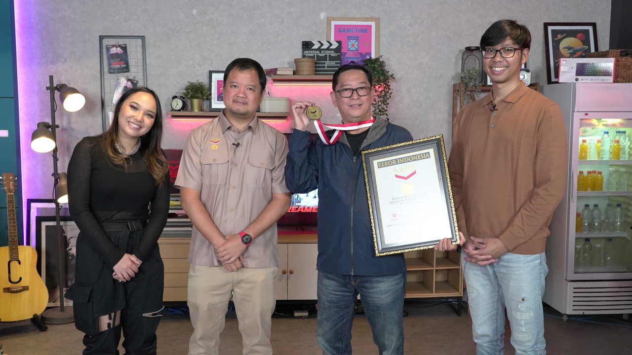 Axioo Pongo Pecahkan Rekor MURI