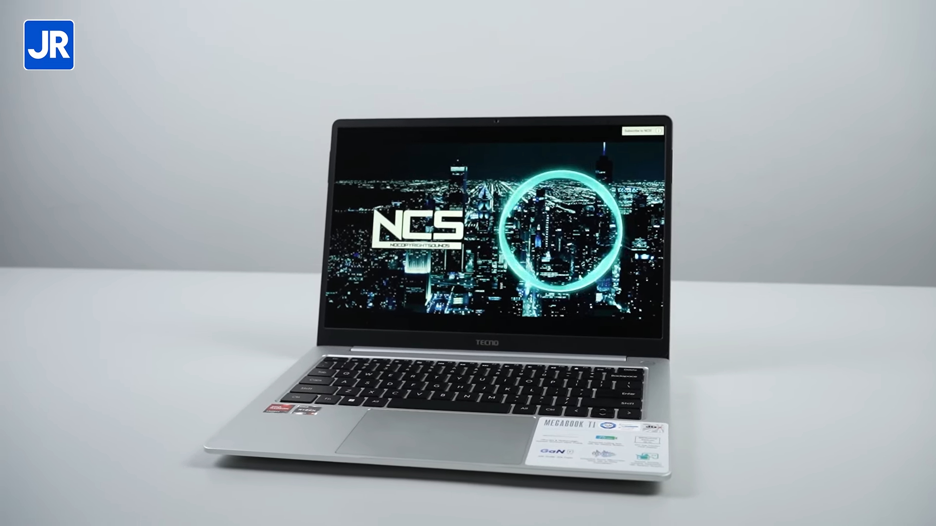 TECNO MEGABOOK T1 R5 AMD Ryzen 14