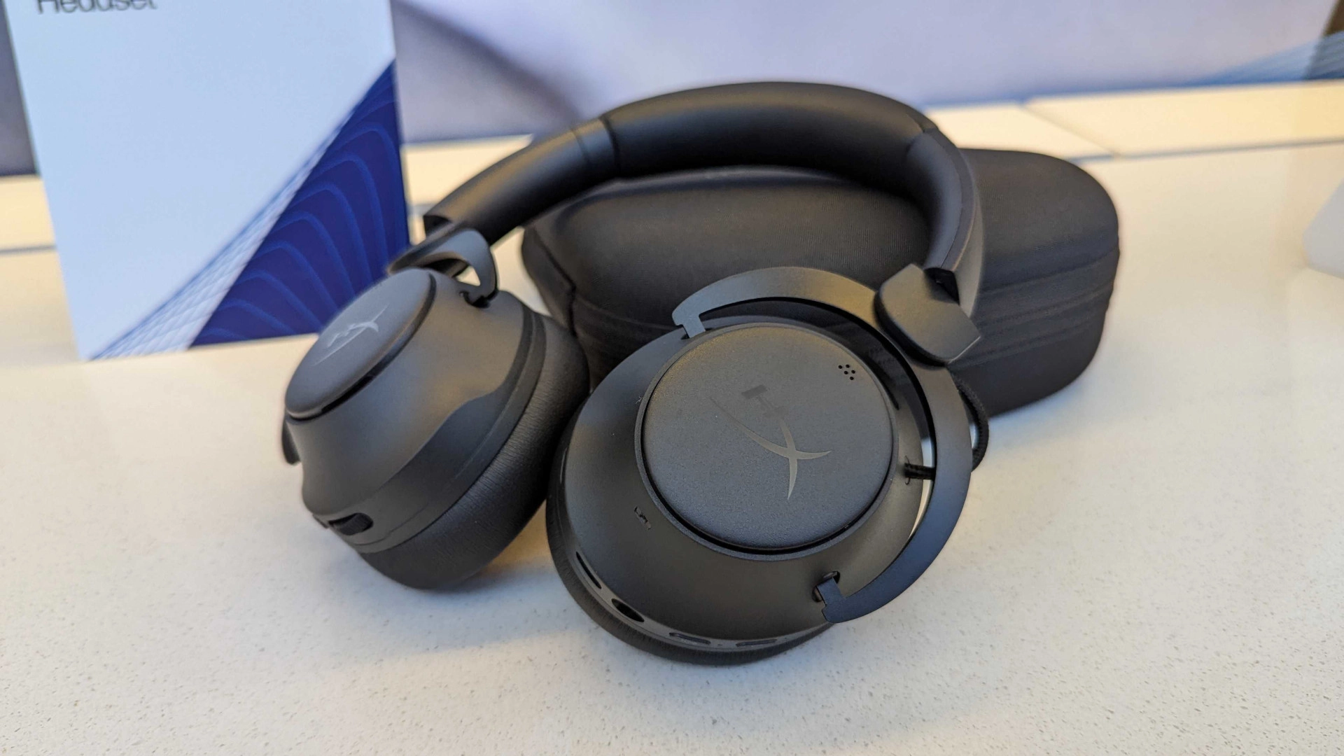 HyperX Cloud Mix 2 Debut dengan Daya Tahan Baterai 110 Jam! 1 hyperx cloud mix 2