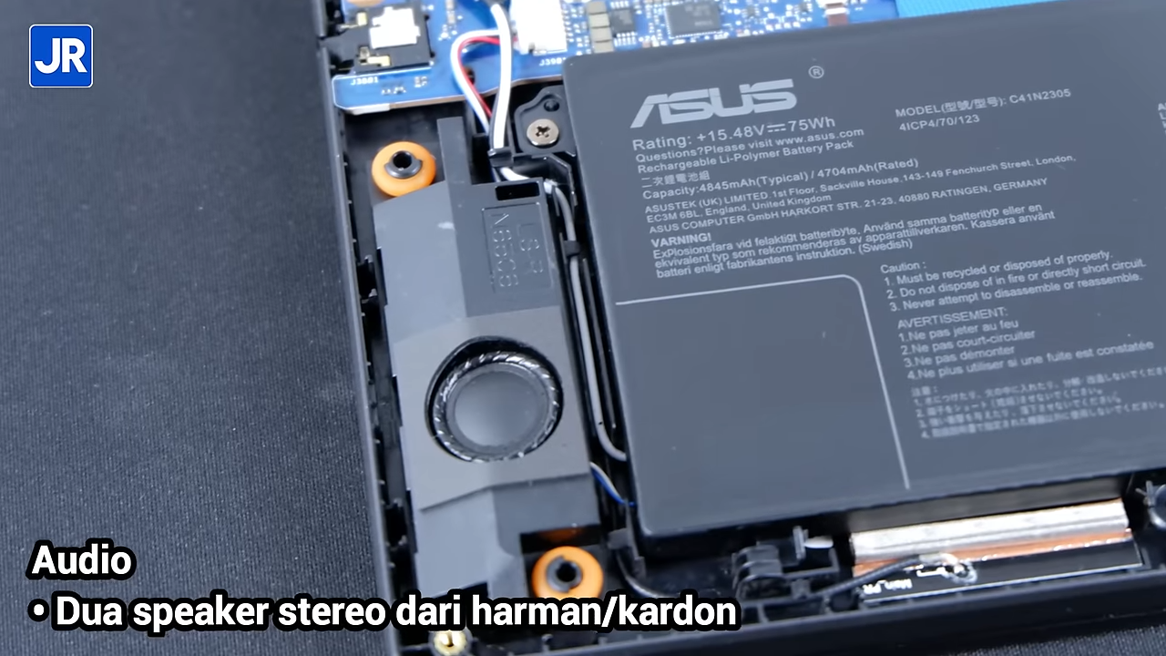 ASUS Vivobook Pro 15 OLED 18