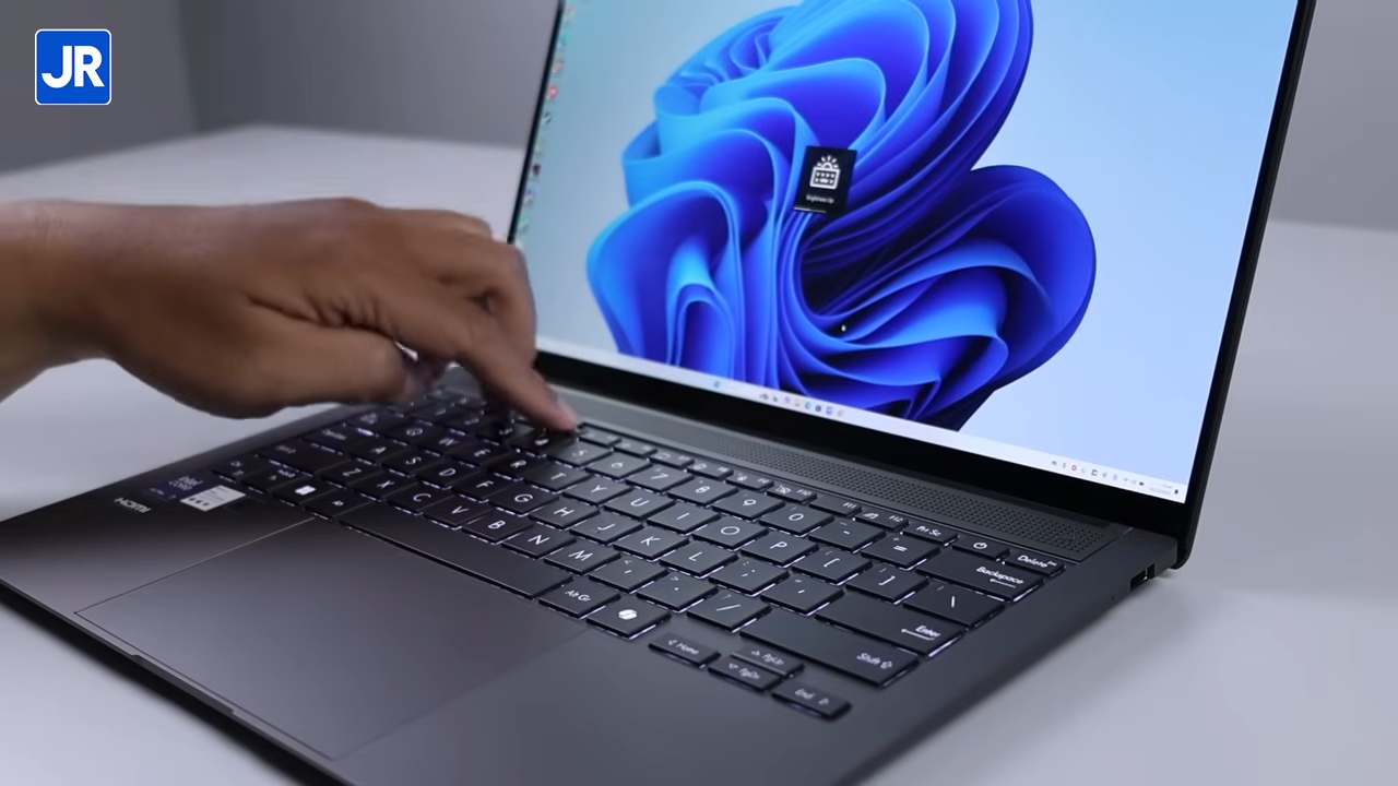 Review ASUS Zenbook S 14 OLED UX5406: Laptop Tipis, Ringan, Kencang, tapi Irit dengan Intel Lunar Lake 14 ASUS Zenbook S 14 OLED UX5406 23