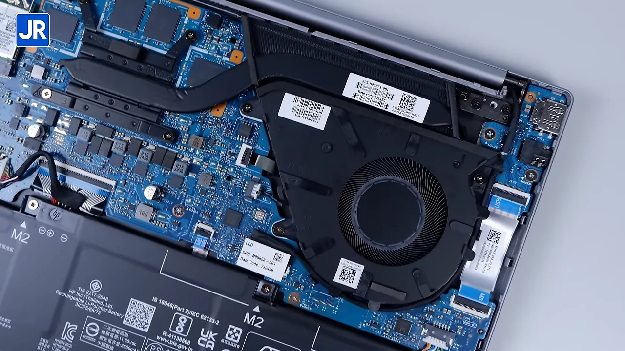 Review HP EliteBook 635 Aero G11: Laptop Kerja Yang Tipis dan Ringan Tapi Kencang! 16 HP EliteBook 635 Aero G11 21