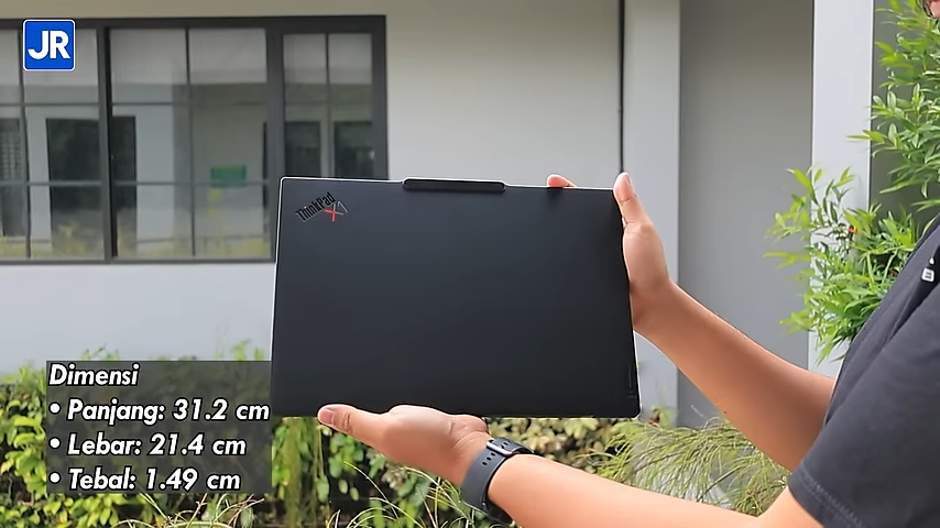 Lenovo ThinkPad X1 Carbon Gen 12 13