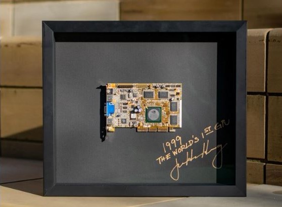 NVIDIA Gelar Giveaway GPU Bertanda Tangan Jensen Huang di CES 2025 1 NVIDIA GeForce 256 giveaway