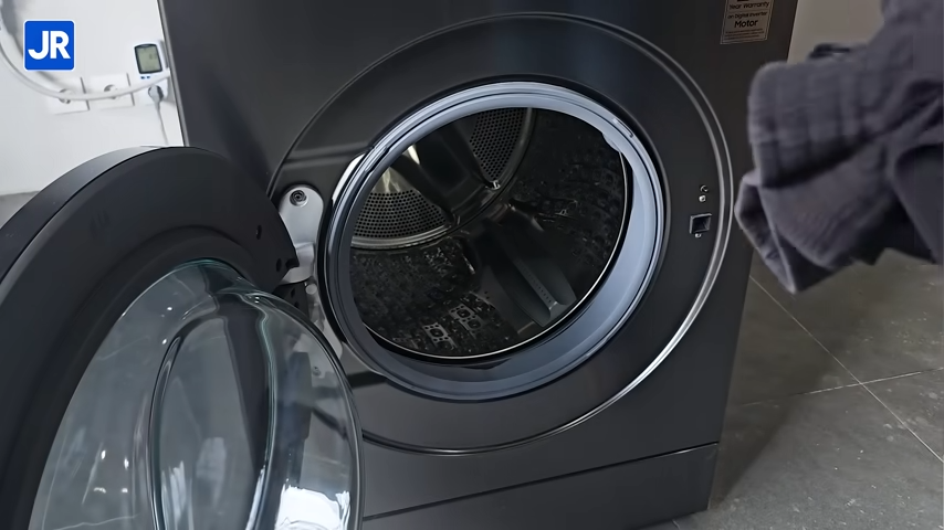 Review Samsung Bespoke AI Laundry Combo: Mesin Laundry AI, Kapasitas Besar, Kaya Fitur 11 Samsung Bespoke AI Laundry Combo 11