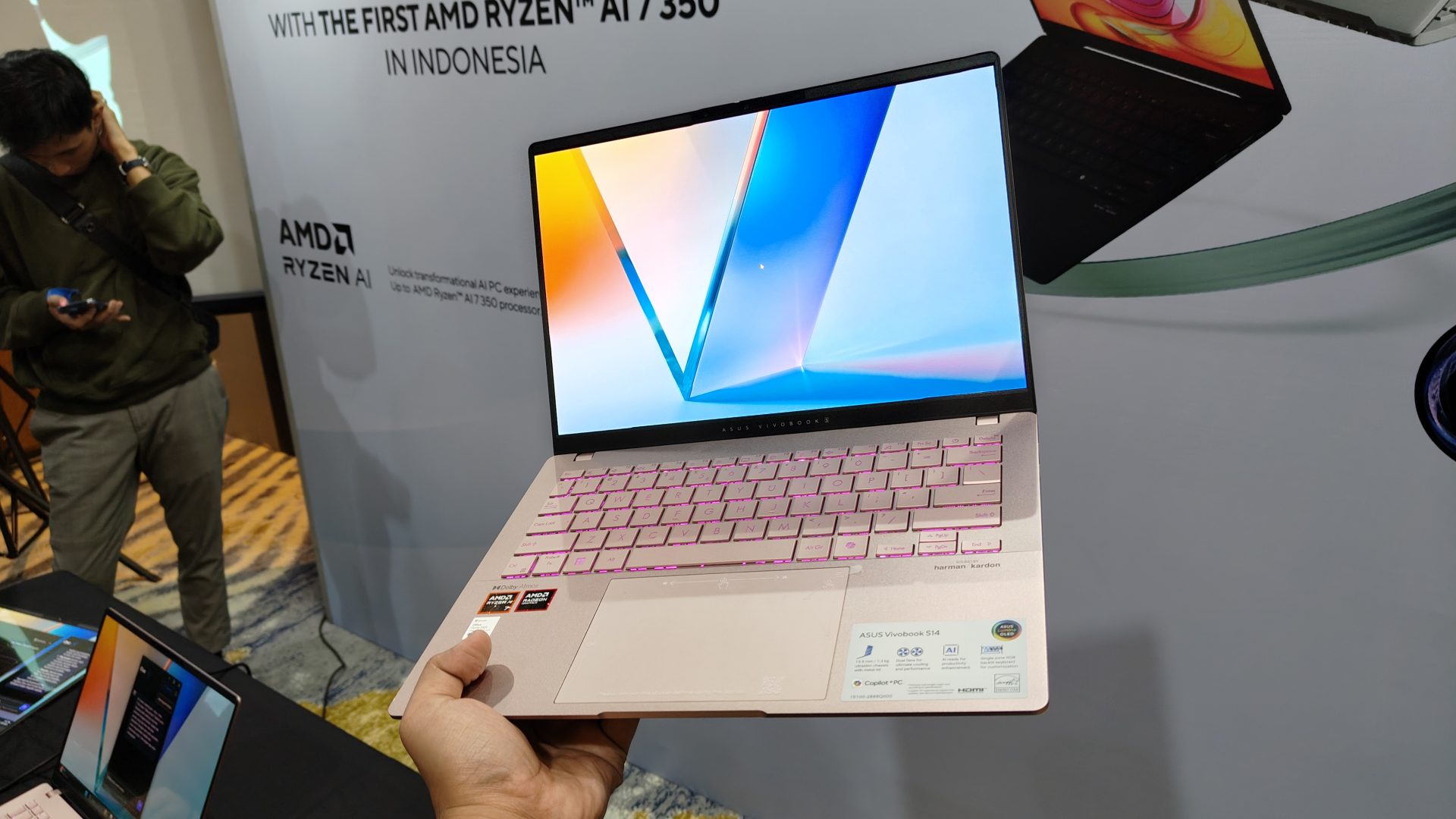 ASUS Rilis Vivobook S14 OLED (M5406), Laptop Pertama Dengan Prosesor AMD Ryzen AI 7 350 Di Indonesia! 3 IMG20250220144757