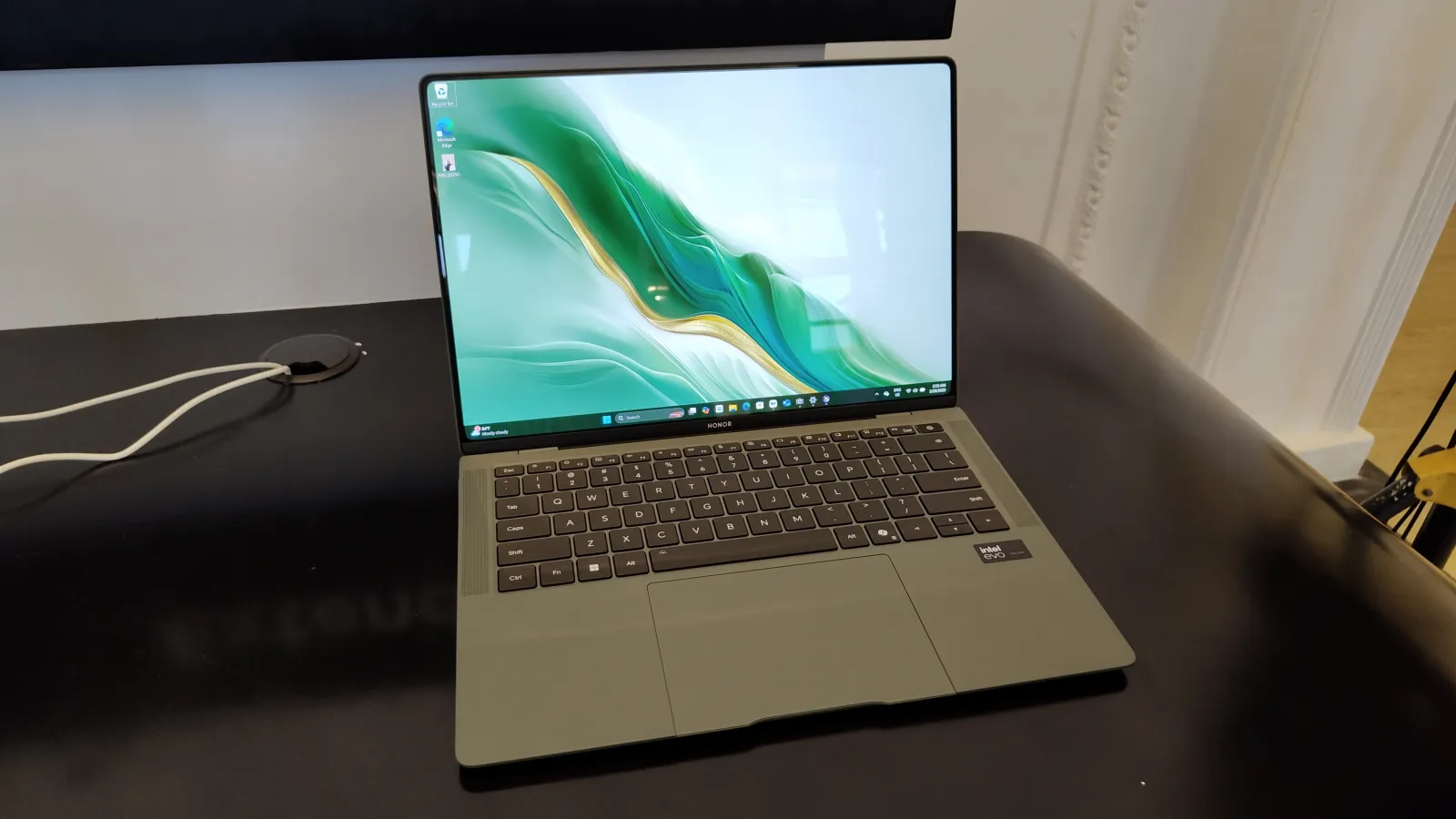 honor magicbook art 14