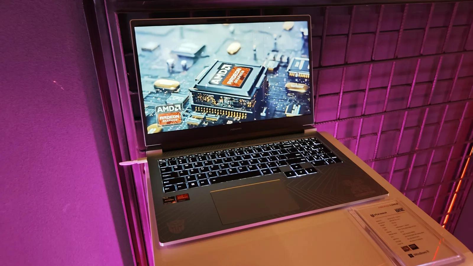 Advan Luncurkan 8 Produk Sekaligus, Mulai dari Laptop Hingga Wearable 4 advan 7