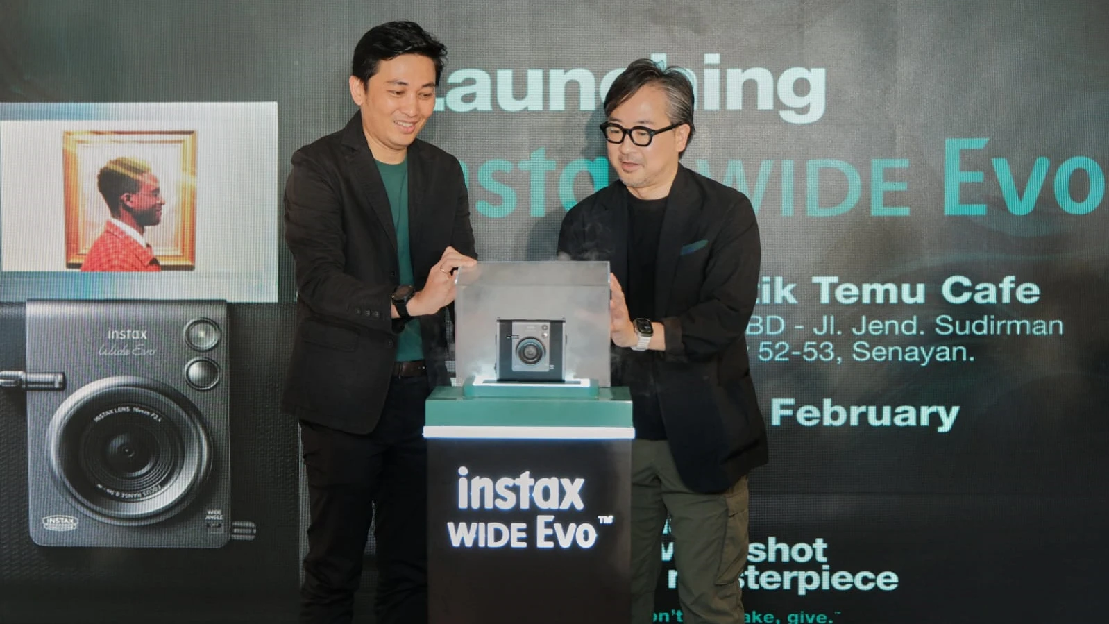 Fujifilm instax WIDE Evo Sudah Rilis Indonesia, Segini Harganya 8 instax wide evo
