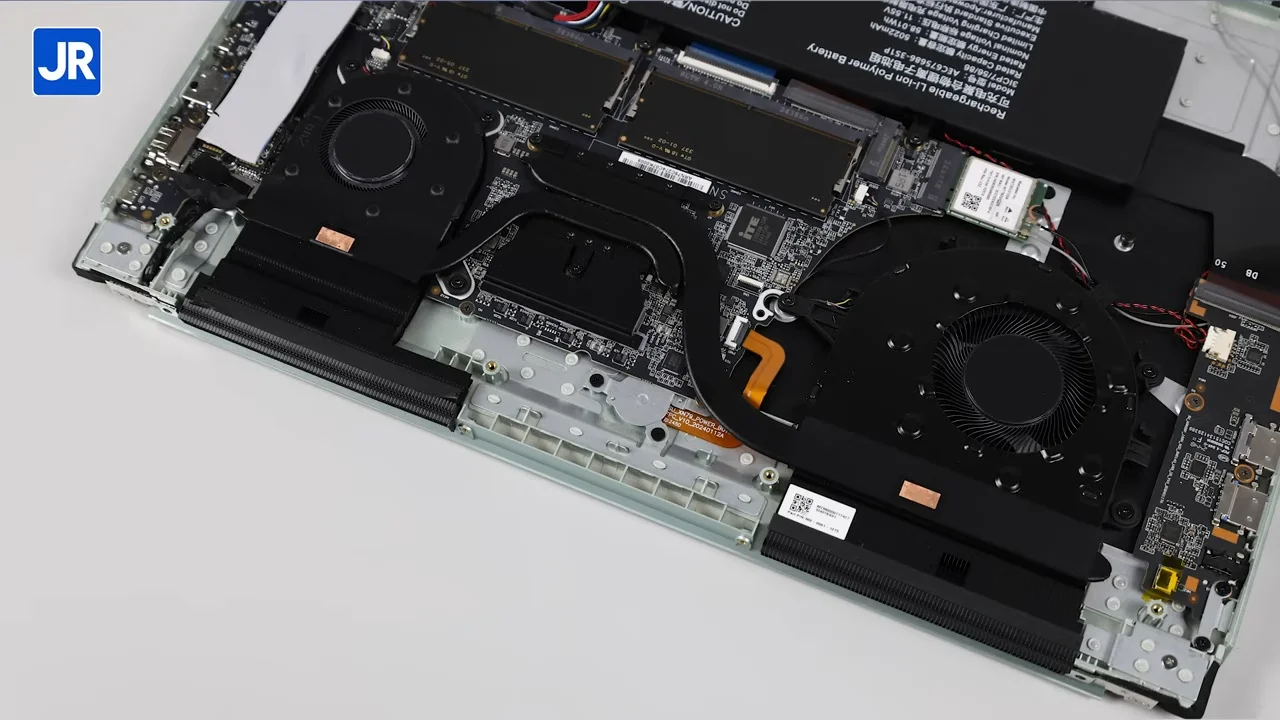 ADVAN Pixwar X Transformers 21