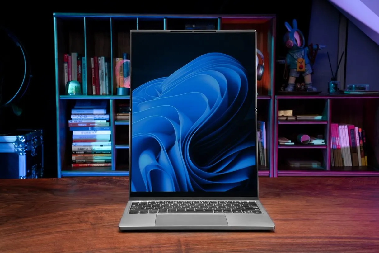 Lenovo-Thinkbook-Concept-Flip-News