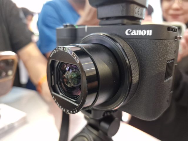 Canon Rilis Tiga Perangkat Baru untuk Kreator Konten Video: EOS R50 V, PowerShot V1, dan Lensa Power Zoom RF-S14-30mm 6 IMG 20250422 WA0048
