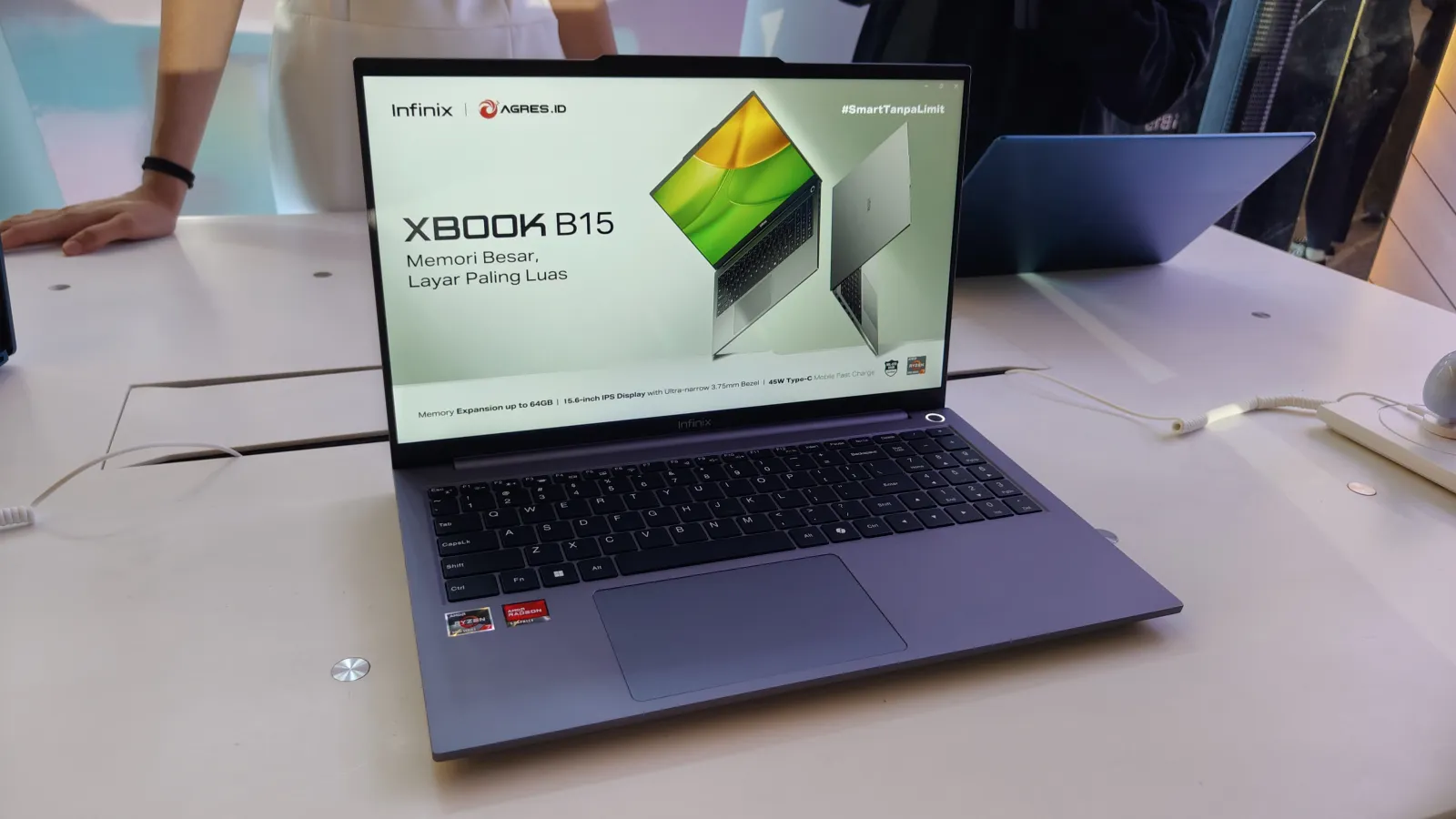 Infinix XBOOK B15 Resmi Rilis, Harga Mulai Rp5 Jutaan 2 infinix xbook b15 3
