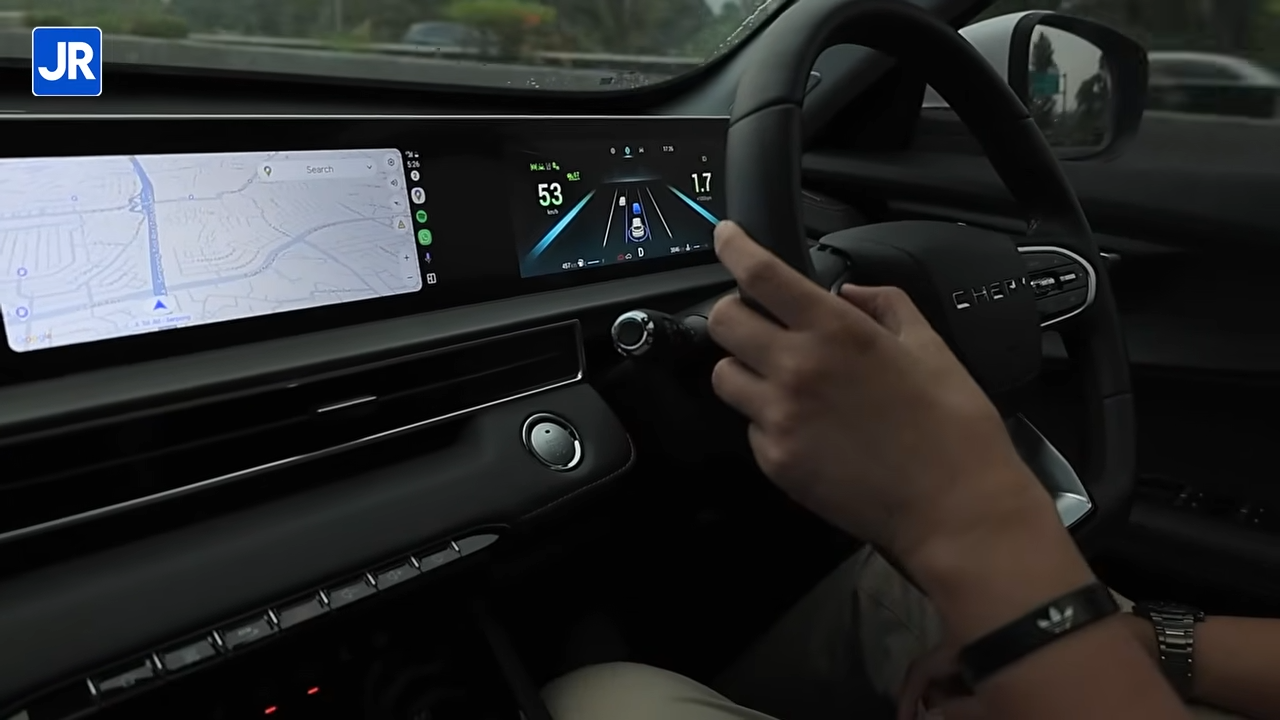 Review Chery Tiggo Cross: Susah Cari Lawannya di Rp 200 Jutaan! Terjangkau & Super Lengkap 7 Cherry Tiggo Cross 9