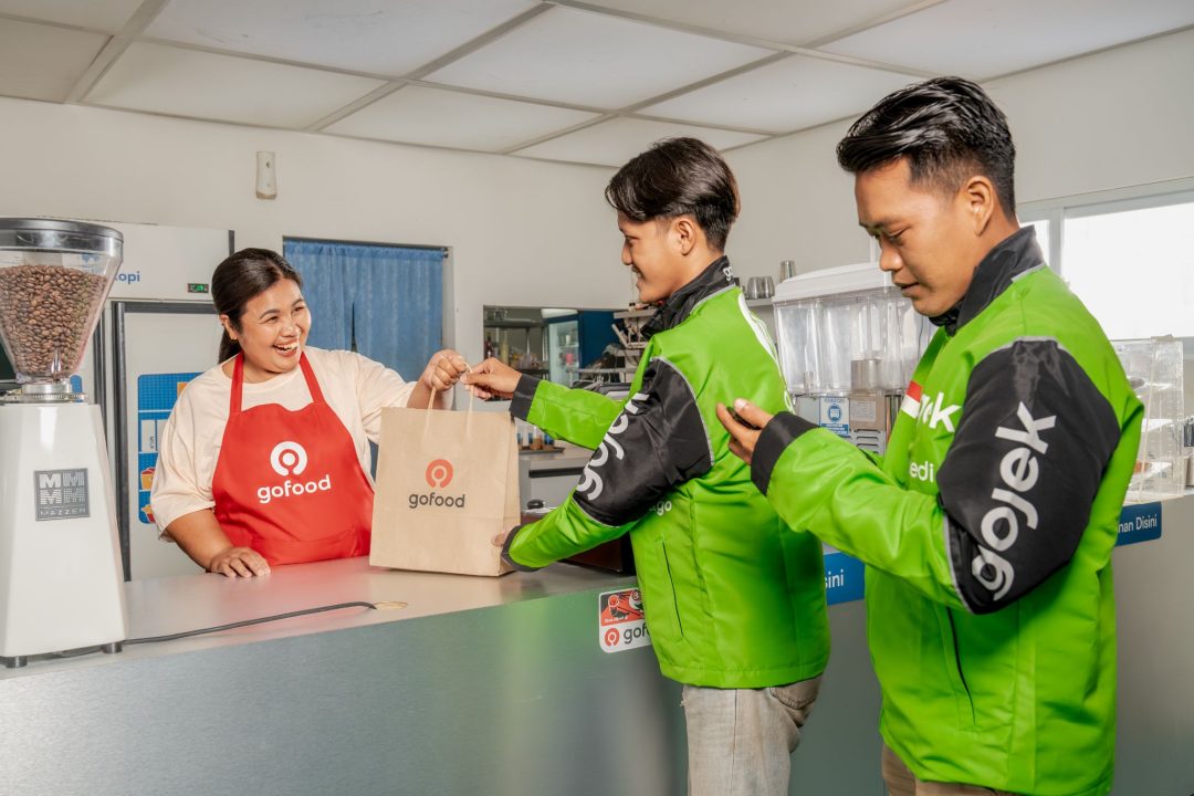 rumor GoTo diakuisisi Grab