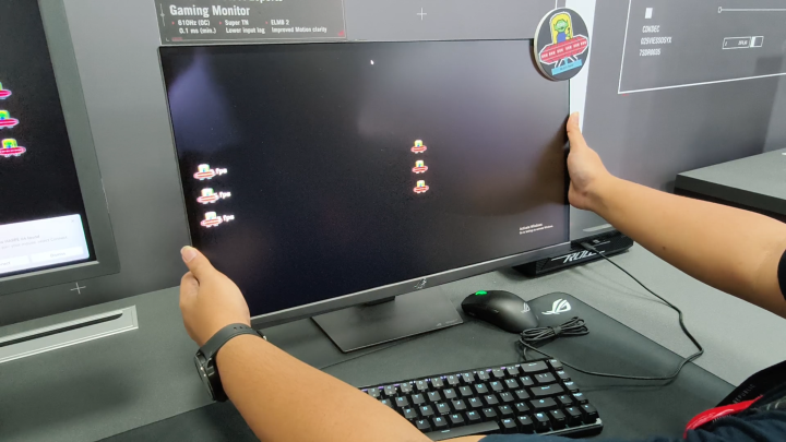 ASUS ROG Pamer Monitor Gaming 610Hz Pertama di Computex 2025 2 ASUS ROG STRIX ACE XG248Q5G Monitor 610Hz