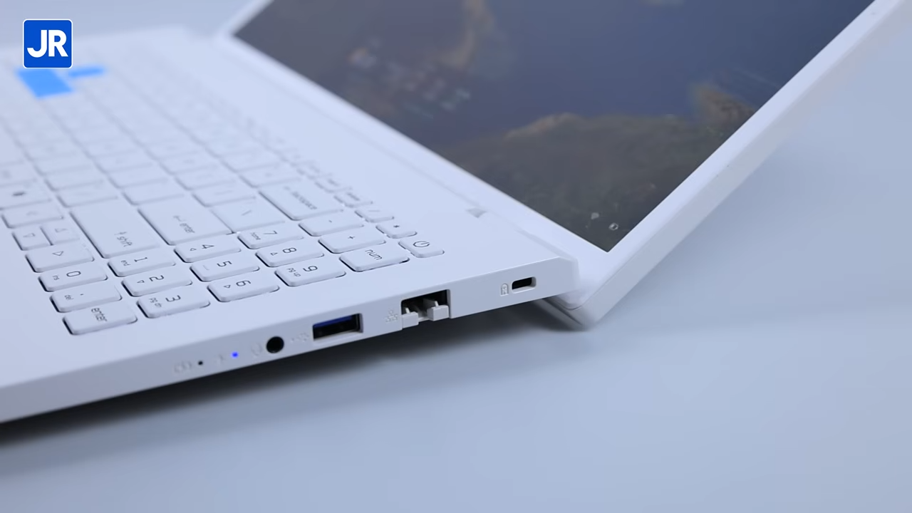 Acer Nitro Lite 16 15