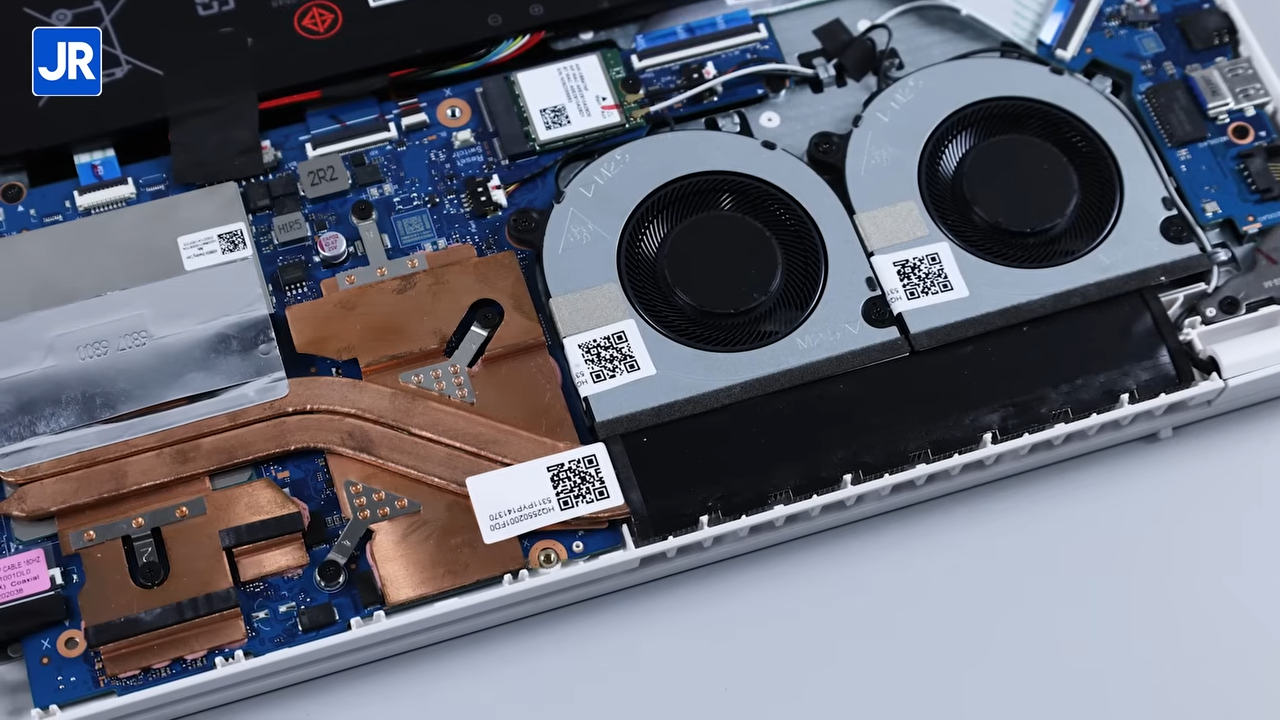 Acer Nitro Lite 16 22