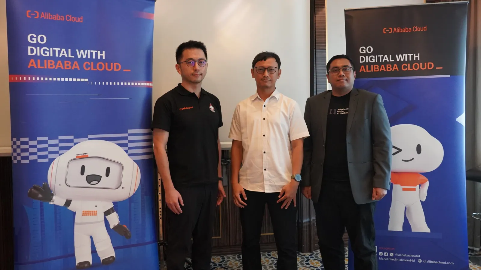 Alibaba Cloud Perkuat Komitmen di Indonesia melalui Kemitraan Baru 16 Alibaba Cloud Perkuat Komitmen di Indonesia melalui Kemitraan Baru, Solusi AI, dan Inisiatif Pengembangan Talenta untuk Mempercepat Pertumbuhan Digital