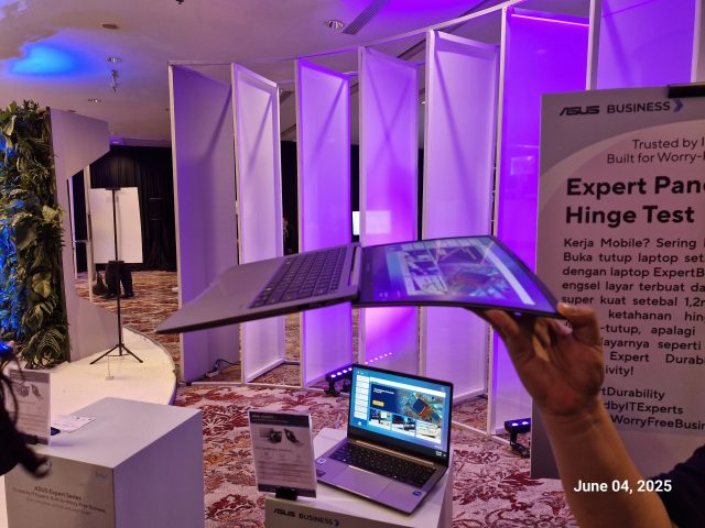 ASUS ExpertBook P3 Resmi Hadir di Indonesia: Core Ultra 7, Bodi Tangguh, Harga Rp 12 Jutaan 4 IMG 20250604 WA00071