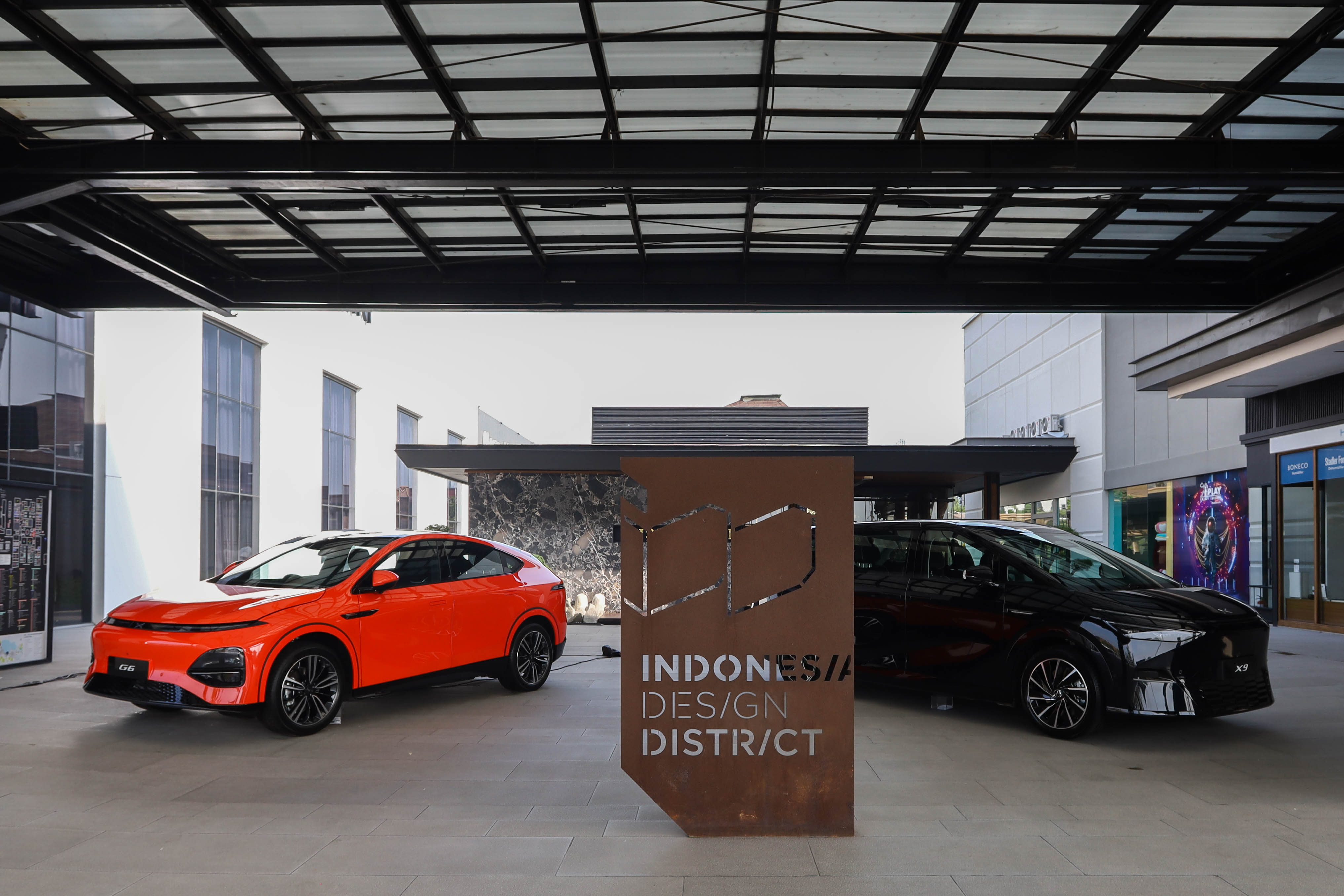 XPENG Gelar Test Drive G6 dan X9: Mewah dan Fitur Lengkap! 4 XPENG G6 dan XPENG X9