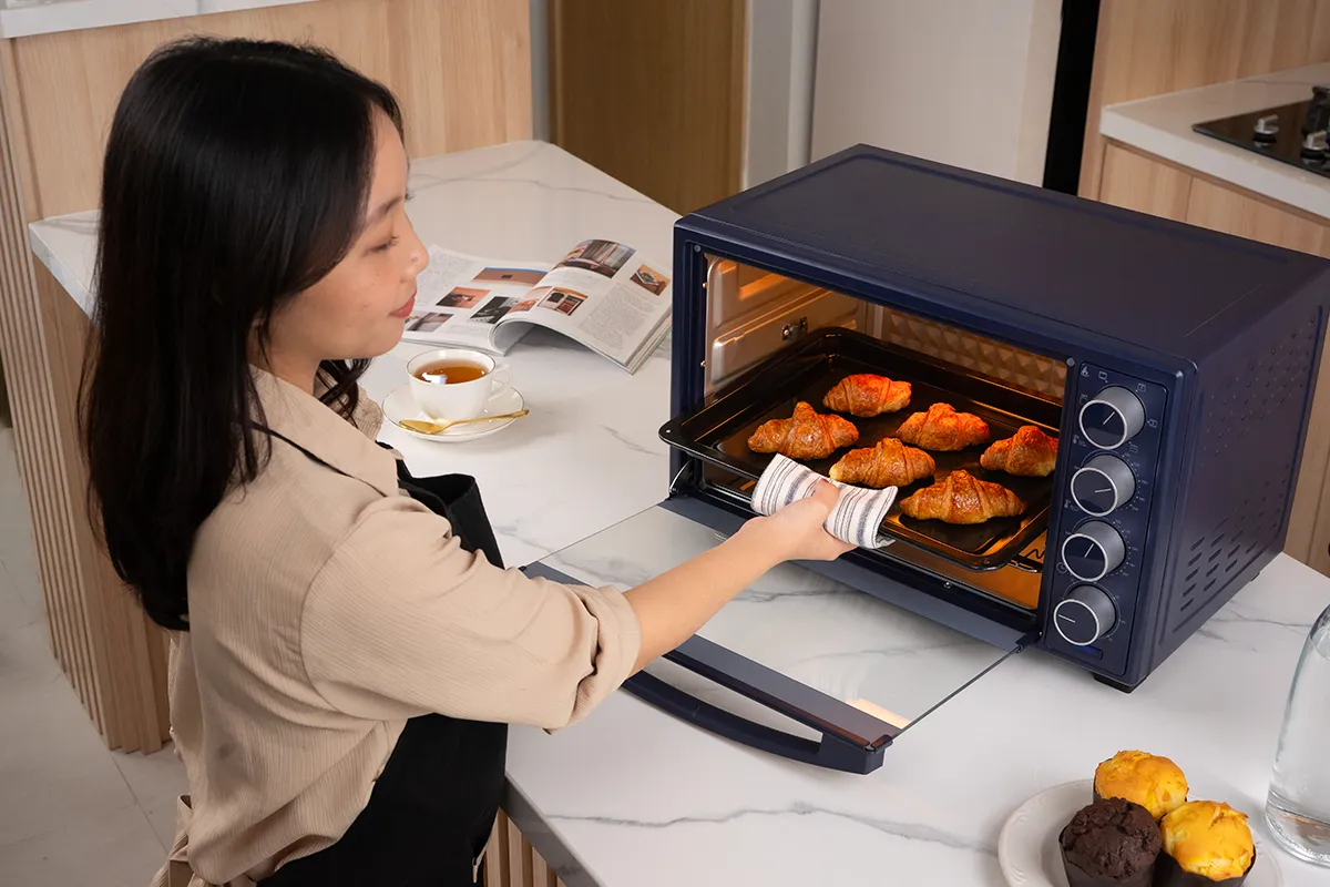Polytron Luncurkan Kitchenmate Oven Listrik Low Watt Terbaru 2 5. Visual Dough Proofing